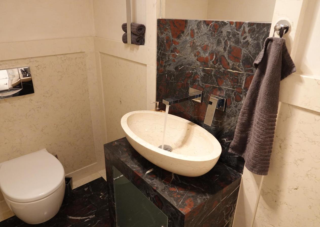 Luxus Loft Ueber Den Daechern Von Родинг Экстерьер фото